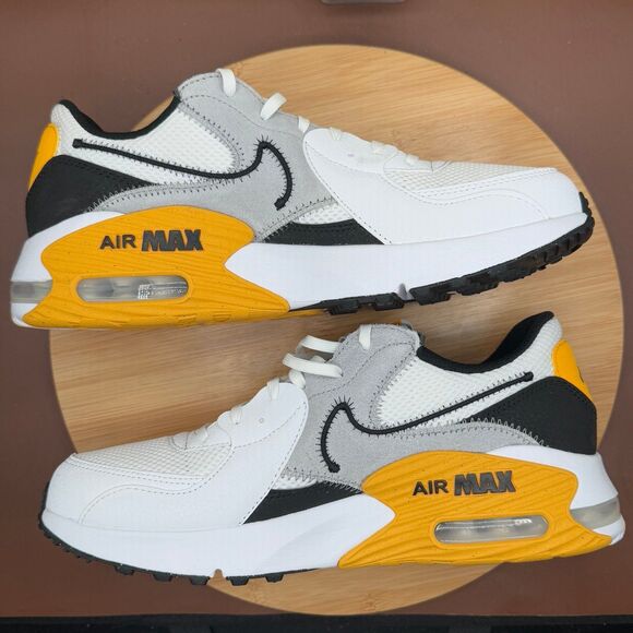 NIKE AIR MAX EXCEE White/Black/University Gold/Wolf Grey Men’s Sz 10 Brand New main image 8